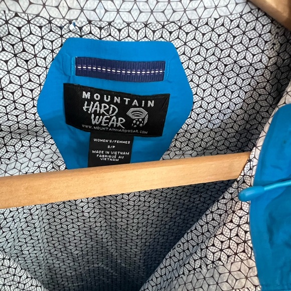 Mountain Hardwear Rain Jacket - Picture 3 of 8